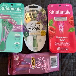 Skintimate & BIC Womens Disposable Razor Bundle Quattro Soleil Silky Touch 22ct